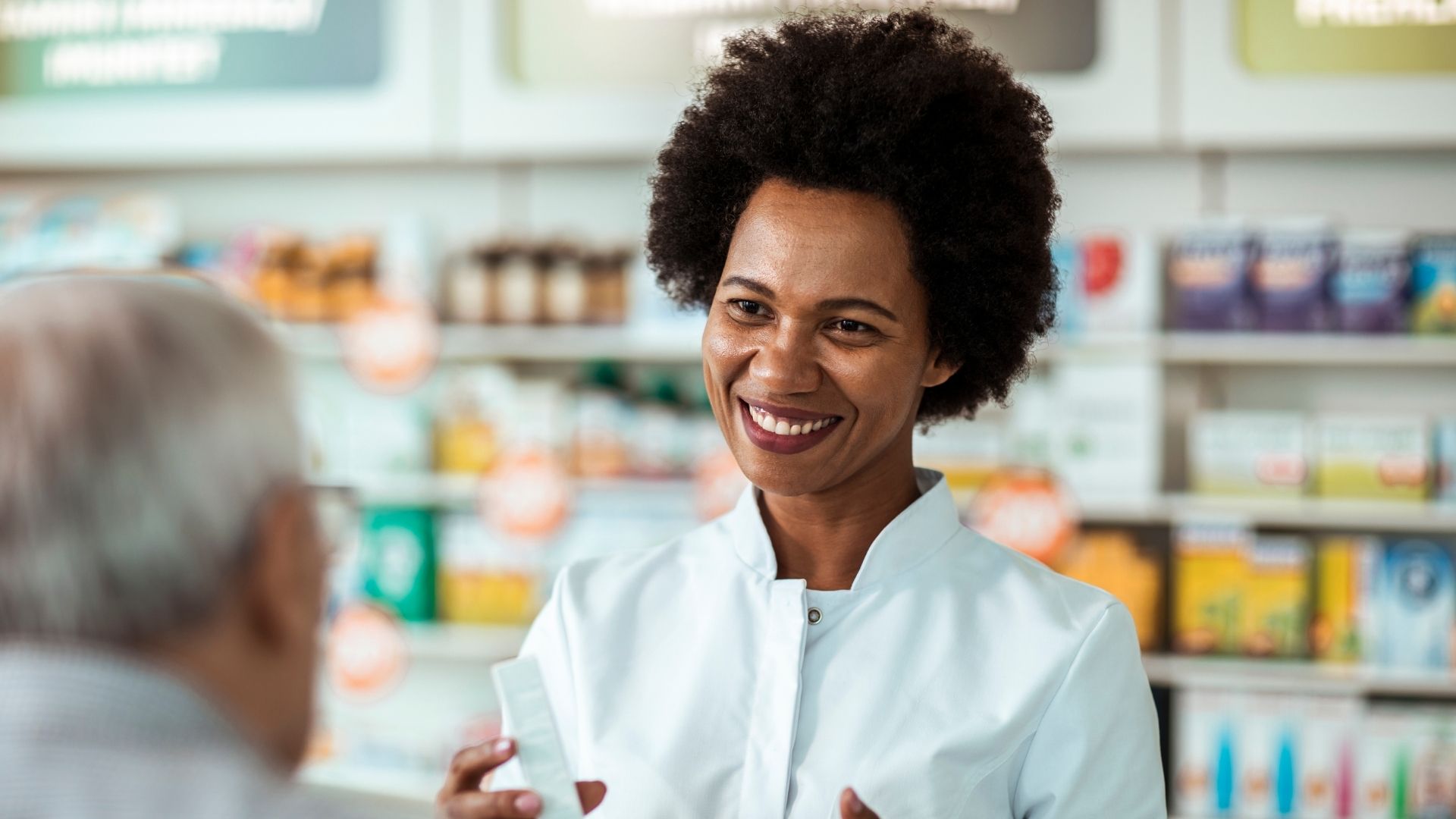 métier pharmacien antilles